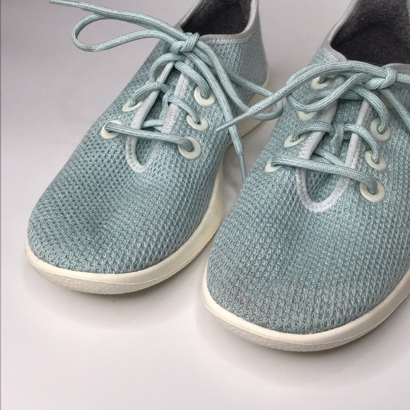 ALLBIRDS Tree Runner Sneaker in Clarity Blue. - Picture 4 of 11
